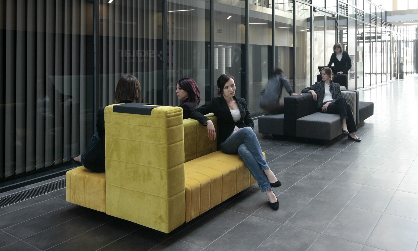 542fc5cd8b703cubber03