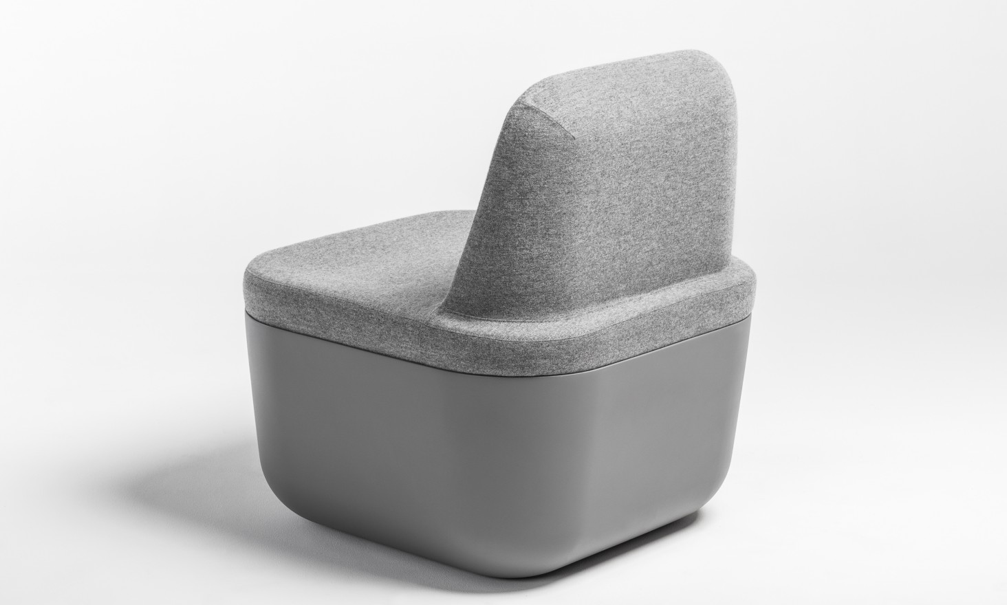 TERMO_packshot_armchair