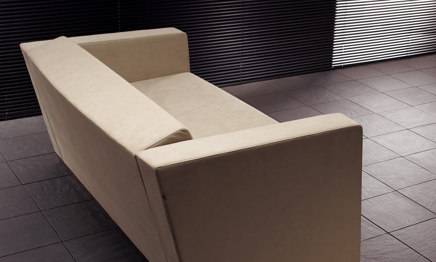 542fc7357cc14estino01