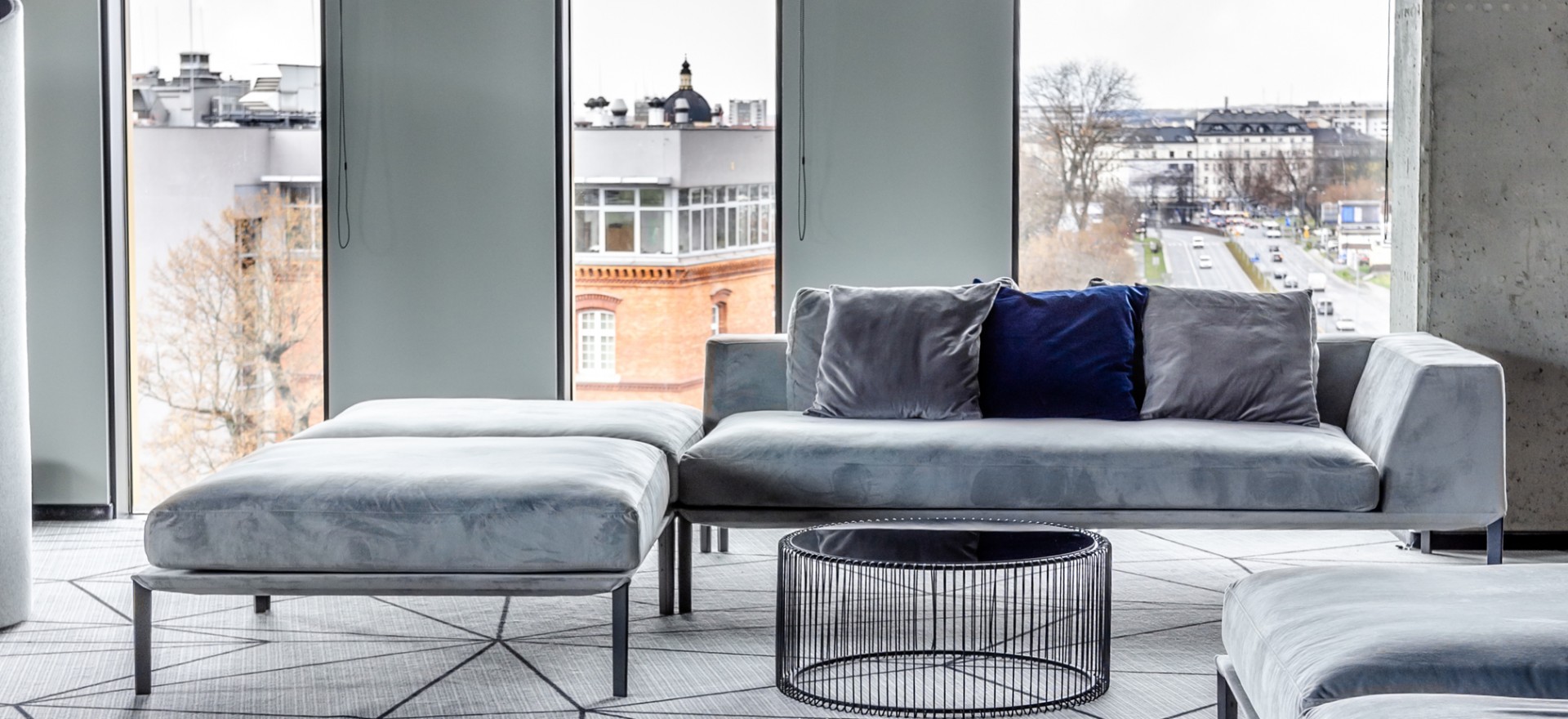 Universal Investment Kraków 2 copy 1